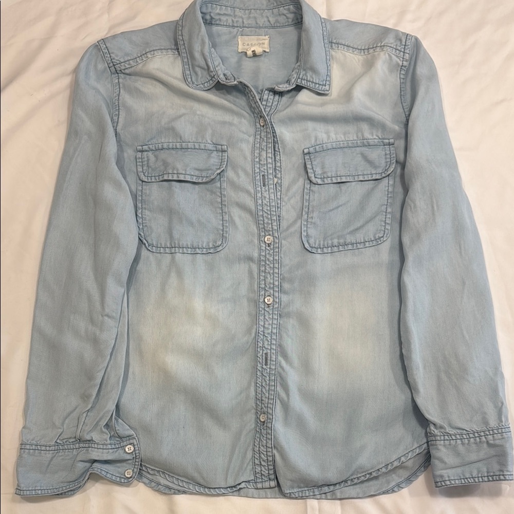 Nordstrom Caslon Light Blue Button-Up Shirt Size Small